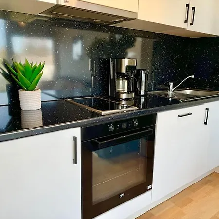 Apartamento Moderne Mit Balkon - Naehe Shopping Sued