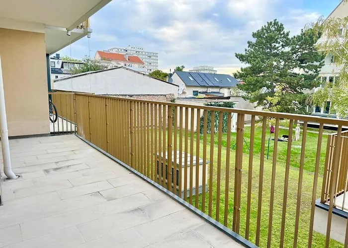 Moderne Mit Balkon - Naehe Shopping Sued Apartamento *