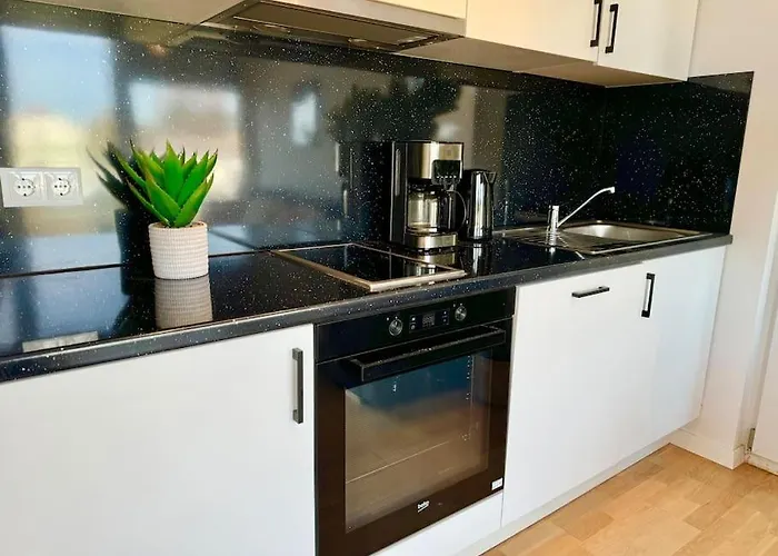 Apartamento Moderne Mit Balkon - Naehe Shopping Sued